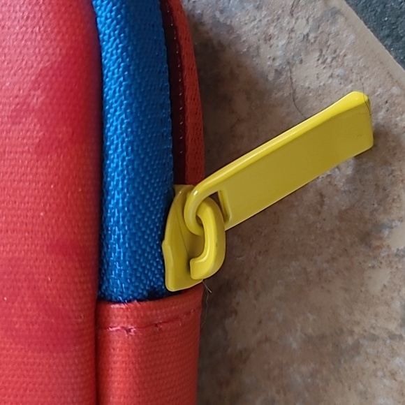 Nintendo Switch Mario Case! - Picture 7 of 10